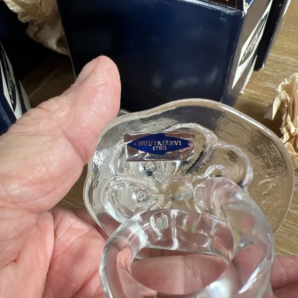 4 X 2 MCM Nuutajarvi glass napkin rings Finland 8 Total Rings